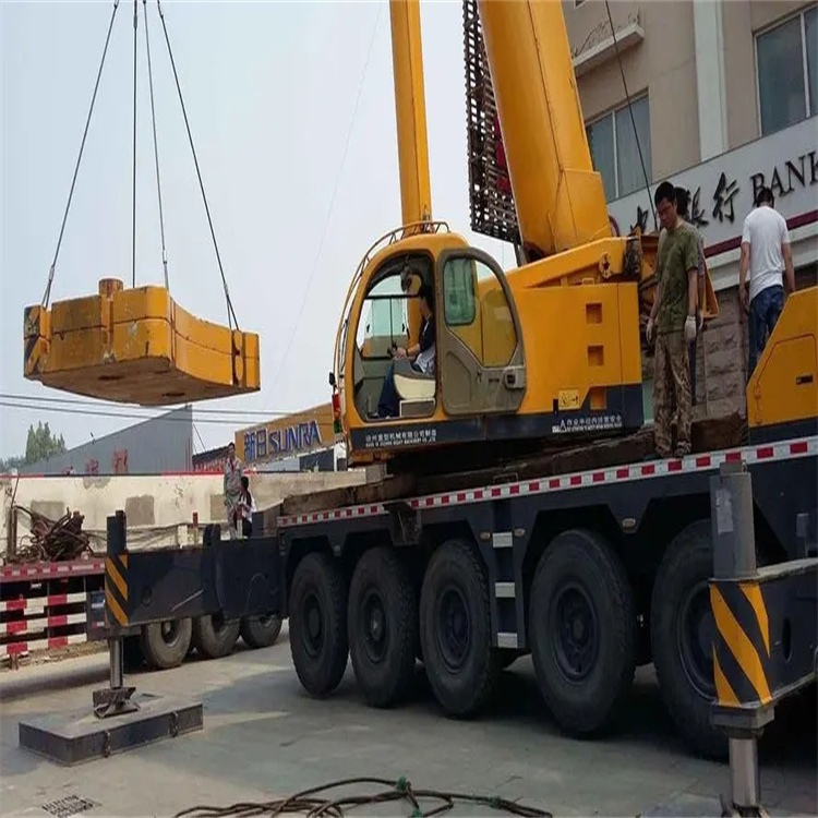 源城当地吊车出租|机器吊装|75吨|工厂搬迁服务